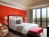 1 Bedroom Club Lounge Access Double Penthouse Suite