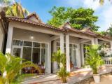 Family Bungalow beachfront