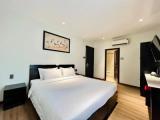 Deluxe Double room with city view