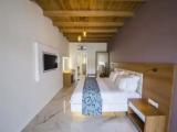 Deluxe room with balcony and with sea view