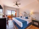 Standard Quadruple room with sea view