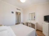 Standard Single room with balcony and with garden view