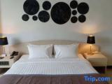 Executive room with city view