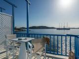 Deluxe Triple Suite with water view