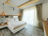 Standard Jacuzzi Double room