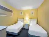 2 Bedrooms Quadruple Suite with balcony and oceanfront