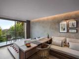 Premium Connection Family room with garden view