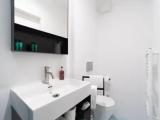 Suite with city view