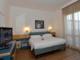 Deluxe Double room with partial sea view