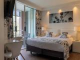 Standard room with lake view