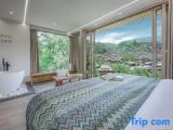 Luxury room