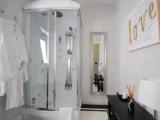 Junior Suite with balcony and with city view