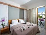 1 Bedroom Apartment with pool view