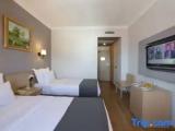 Standard room with city view