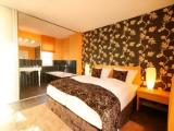 Suite with balcony