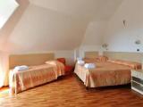 Classic Quadruple room