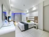 Deluxe room with partial sea view