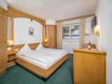 Standard Double room with mountain view