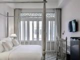 Deluxe Double room with pool view