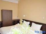 Deluxe Double Basement room