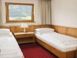 2 Bedrooms Standard room with balcony and with mountain view