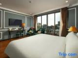 Suite with balcony