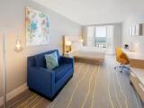 Standard room with balcony and oceanfront