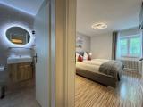 Standard room with lake view