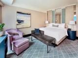 Classic Double room with Fort Point Channel View