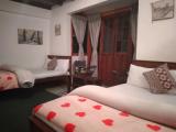 1 Bedroom Standard Quadruple room with balcony and with partial view