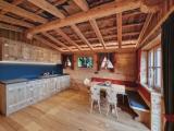Chalet with mountain view
