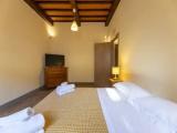 2 Bedrooms Comfort Triple Suite with garden view