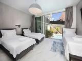 Standard Quadruple room with balcony