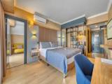 1+1 Connection room with sea view