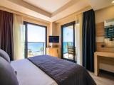Deluxe room with mountain view