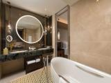 Premier Suite