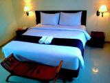 Deluxe Double room with pool view