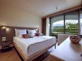 Suite with balcony and with lake view