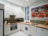 3 Bedrooms Apartment