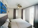 Suite with balcony and with pool view