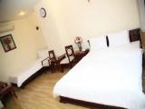 Standard Triple room with balcony