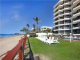 2 Bedrooms Suite oceanfront