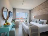 Standard room with partial sea view