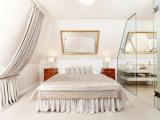 Luxury Suite with city view