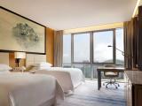 Deluxe Quadruple Club room with city view