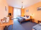 Standard Triple room with balcony