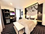 Standard Double room with river view