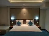 1 Bedroom Deluxe Double room with pool view