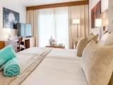 Superior Double room with balcony and with partial sea view