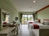 Standard Triple room with balcony and with street view